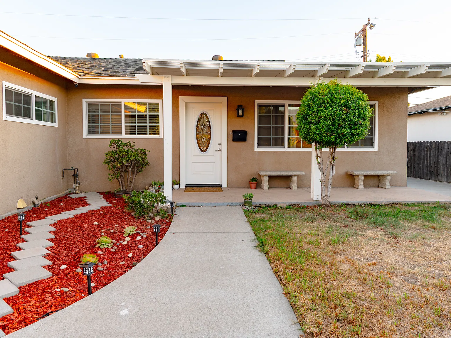 E Bygrove St, Covina — Photo 4