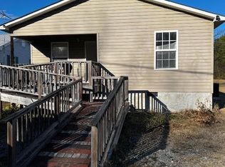 454 Rockfort Rd, Pikeville, TN 37367