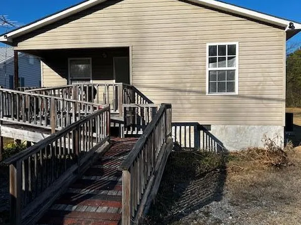 454 Rockfort Rd, Pikeville, TN 37367