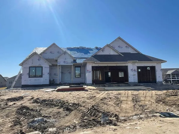 13930 E Willowgreen Ct, Wichita, KS 67230