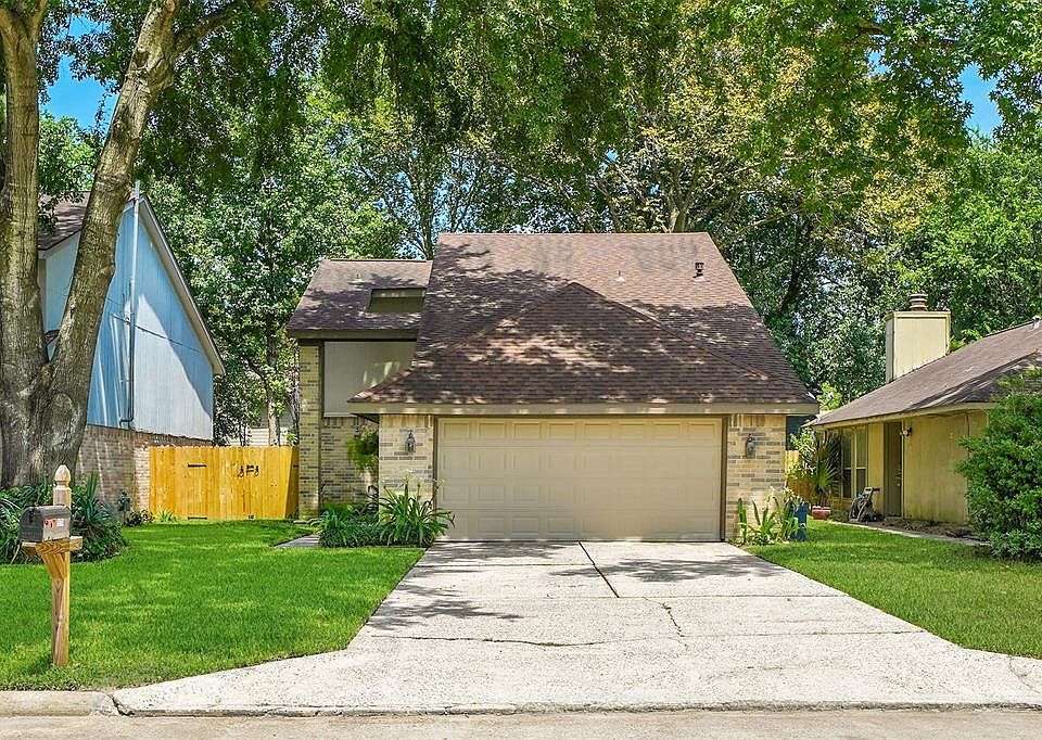 1st image of 16714 Shrub Oak Dr