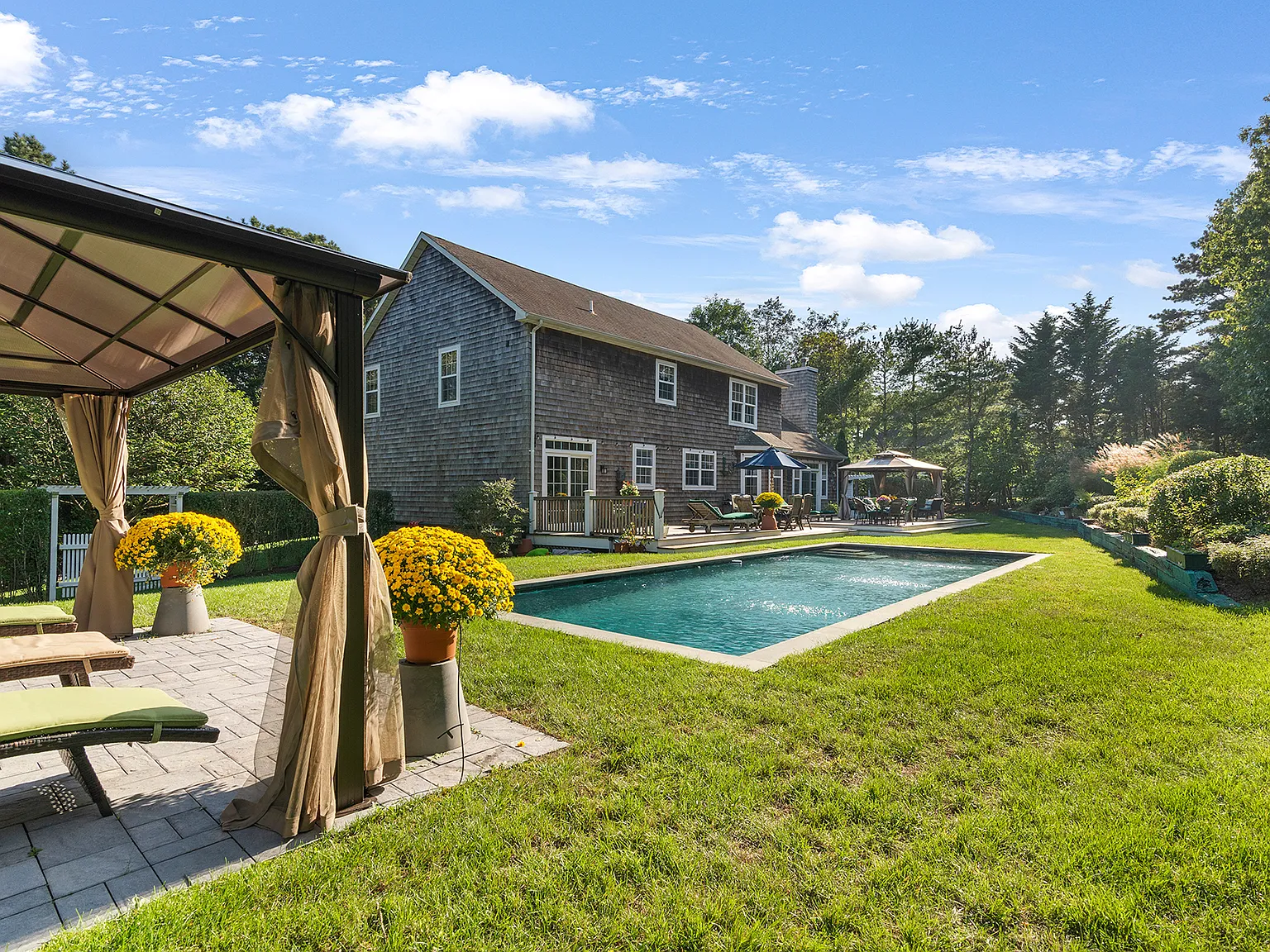 Southampton Pines Quiet Summer Paradise — Photo 3