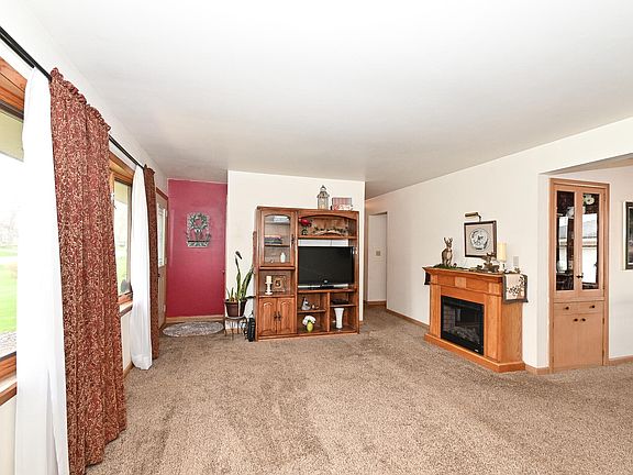 5th image of 8555 N 57th St