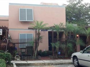 1001 N Hiatus Rd, Hollywood, FL 33026