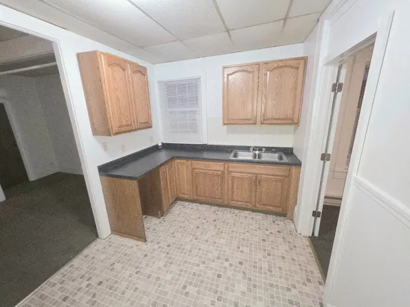 316 S Cavin St #A, Ligonier, IN 46767