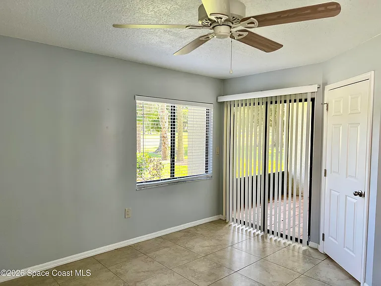 1059 Country Club Dr #611 — Photo 12
