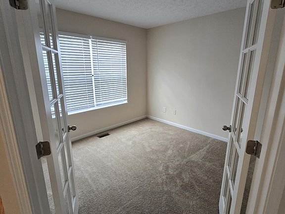 2nd image of 2712 Pebble Creek Way