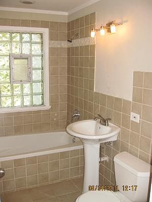 5th image of 2548 N Silver Creek Dr