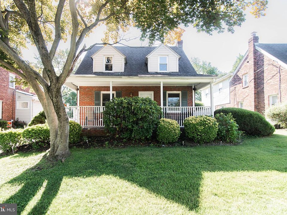 1st image of 214 W Macdade Blvd