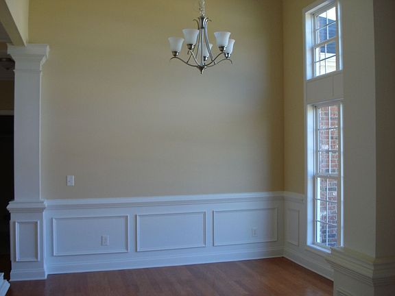 Shadow box molding in dinig room.