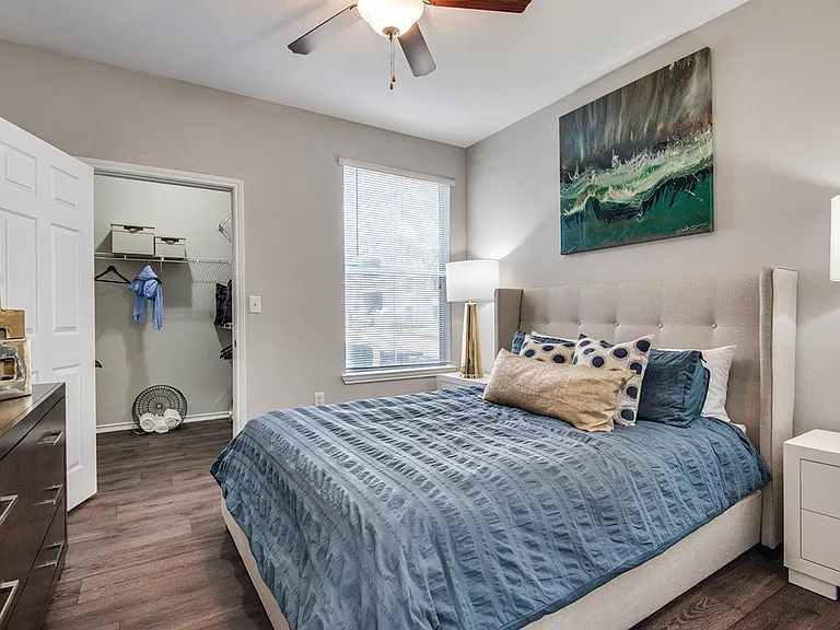 Kensley Apartment Homes — Photo 9