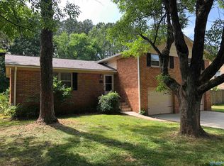 323 Forrest Park Ct NW, Huntsville, AL 35806