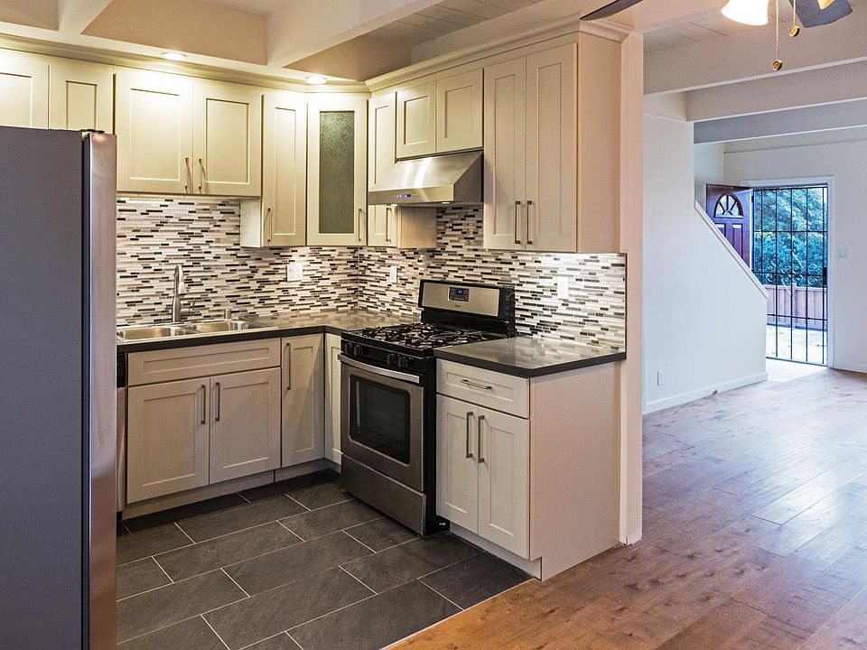 1st image of 190 Gladys Ave APT B