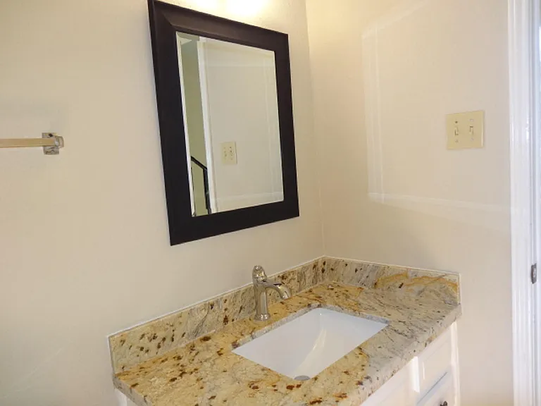 5522 Deep Forest Dr — Photo 17