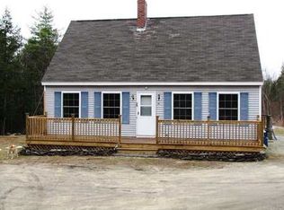 11 Chessy Ln, Raymond, ME 04071