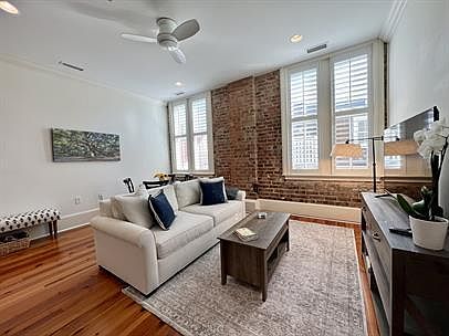 2nd image of 85 Cumberland St #17-1