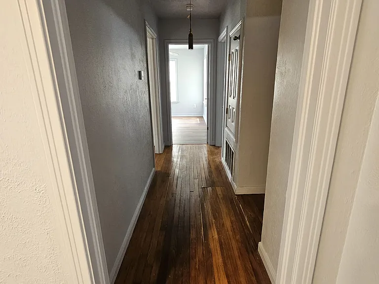 5616 Thomas Ln — Photo 7