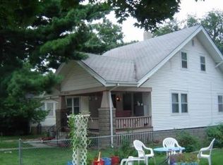 818 N 30th St, Lincoln, NE 68503
