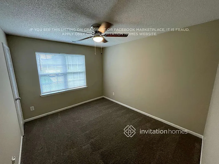 171 Golding Dr — Photo 15
