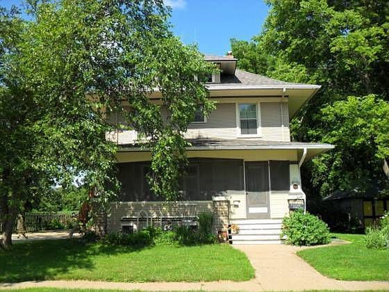 1st image of 721 Commercial St