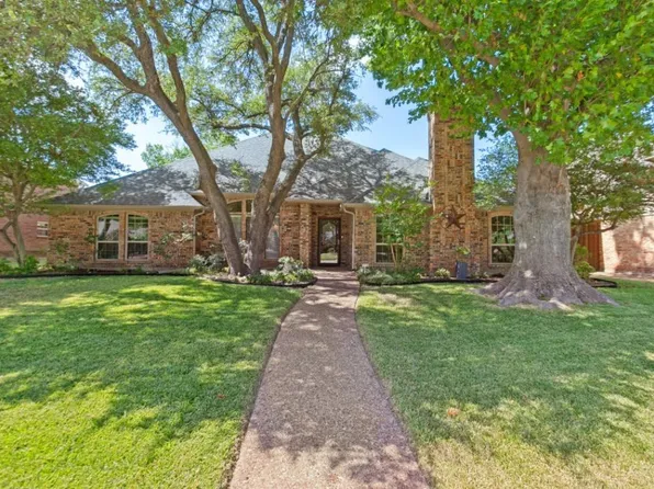 17715 Voss Rd, Dallas, TX 75287