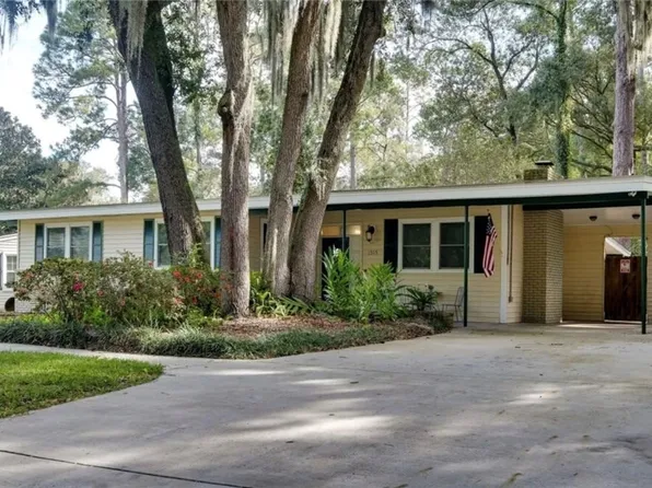 1305 Crossbrook Place, Savannah, GA 31406