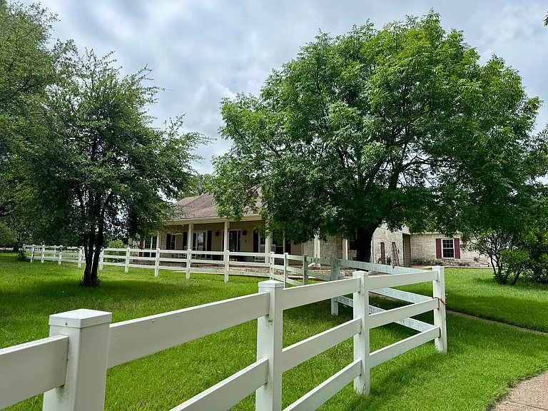465 Austin Hines Dr — Photo 38