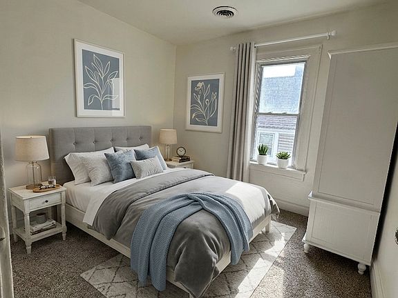 2nd image of 1403 Rawson Ave #3