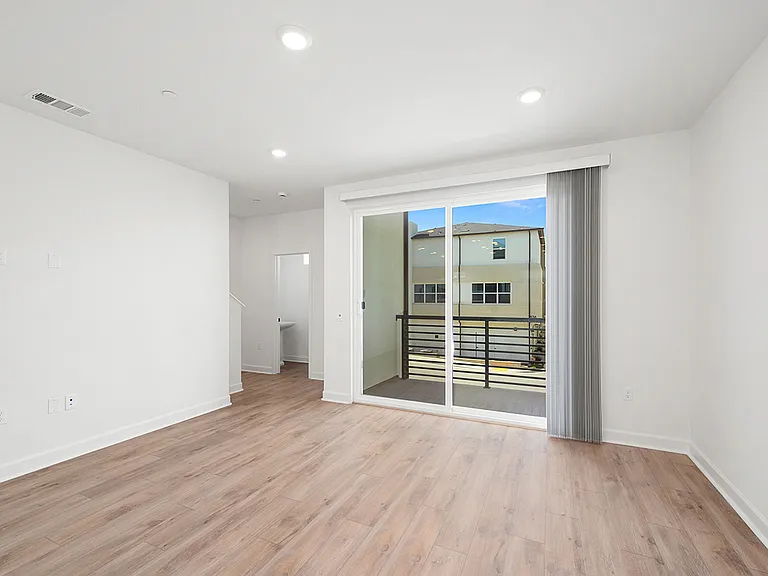 842 Kili St #5 — Photo 7