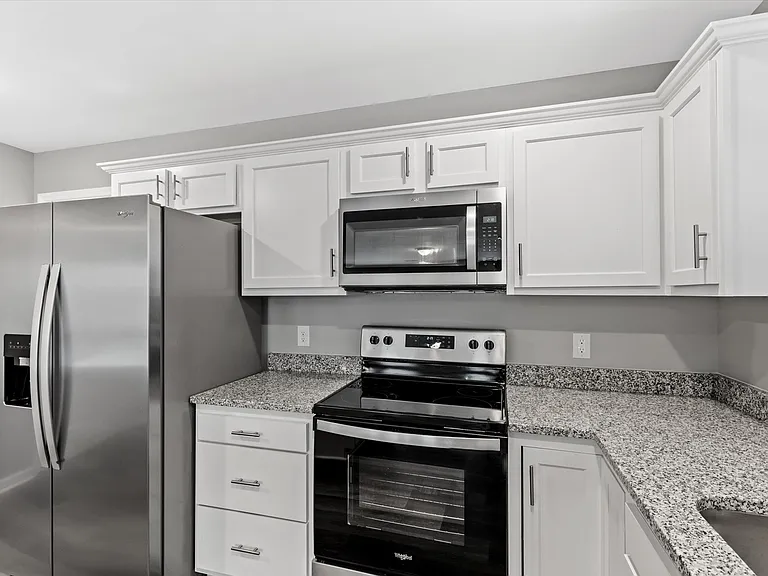 2015 Dolly Dr — Photo 11