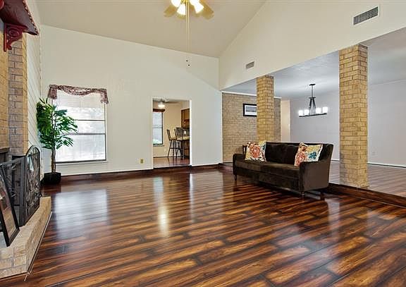 4th image of 4401 Willow Bend Dr