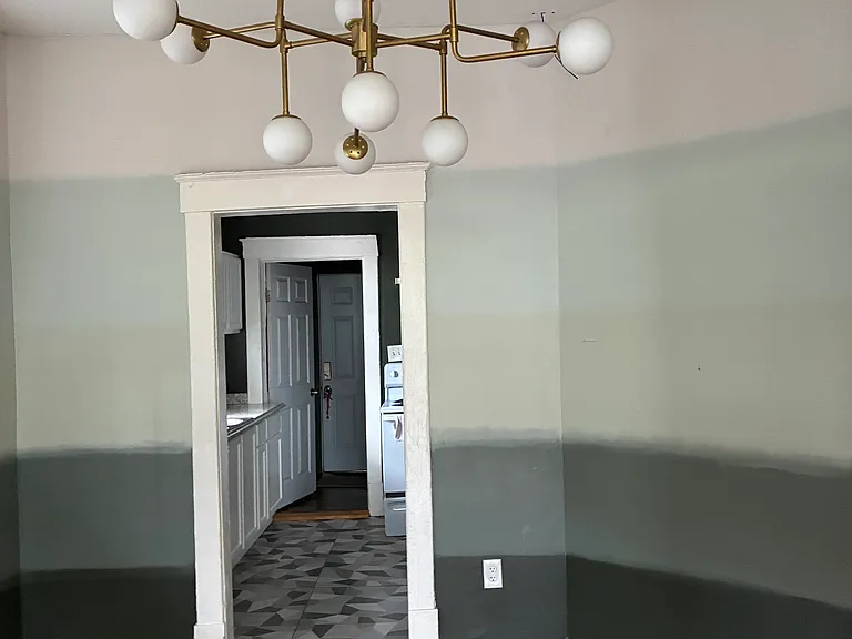 705 Harmon St — Photo 7