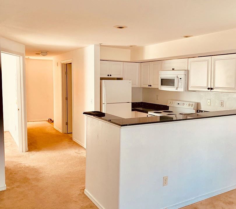 1st image of 3318 30th Ave SW #303-A