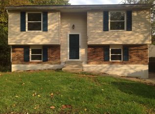 3701 Timber Hollow Dr, Louisville, KY 40219
