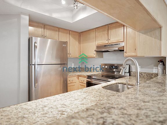4th image of 12040 100th Ave NE APT J302