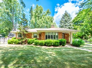 806 Cowley Ave, East Lansing, MI 48823