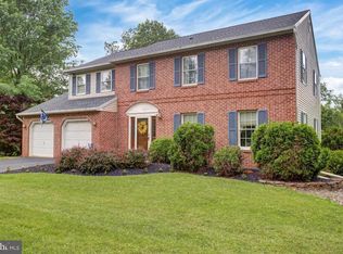 845 Pine Heights Rd, Reading, PA 19605