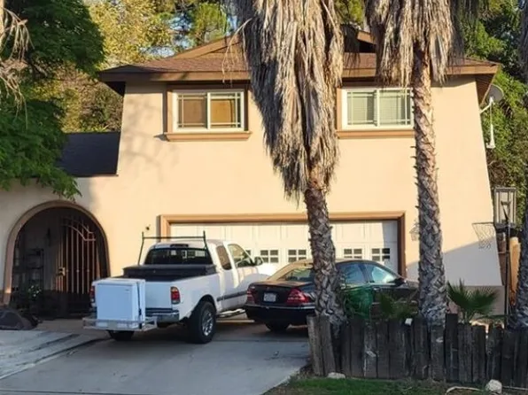 2927 Skyline Blvd, Bakersfield, CA 93305