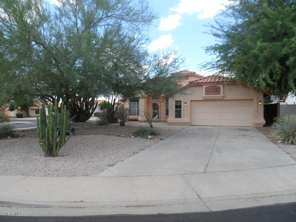 1st image of 2162 S Longwood Cir
