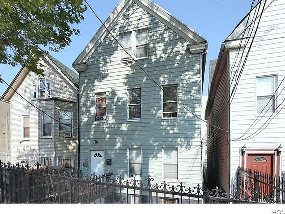 2nd image of 341 Bronx Park Ave