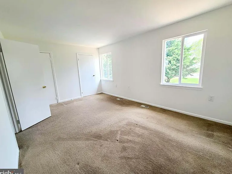 4533 Appledale Ct — Photo 12