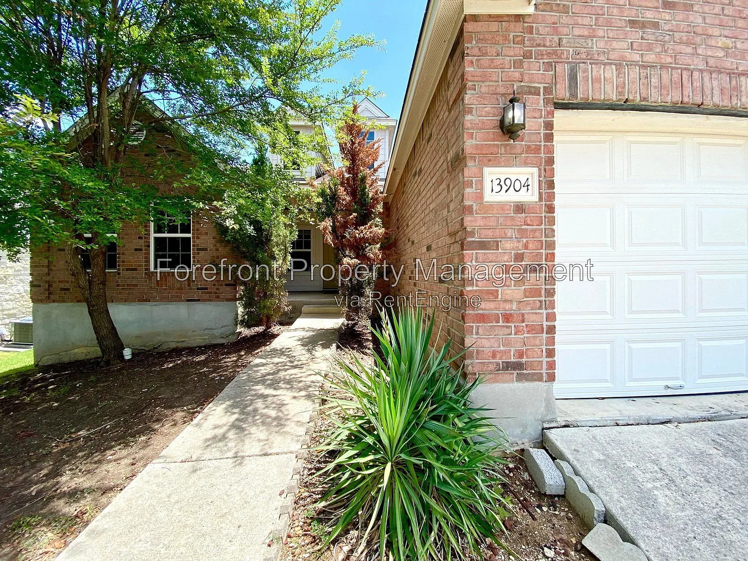 3 bed, 2.0 bath, 1778 sqft, $1,850 — Photo 3