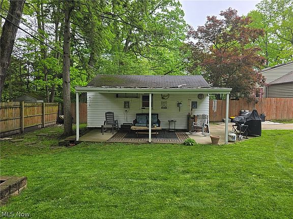 3rd image of 2666 Owaisa Rd