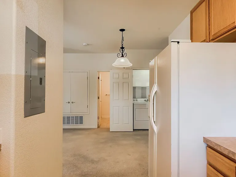 3475 Boulder Cir #102 — Photo 11