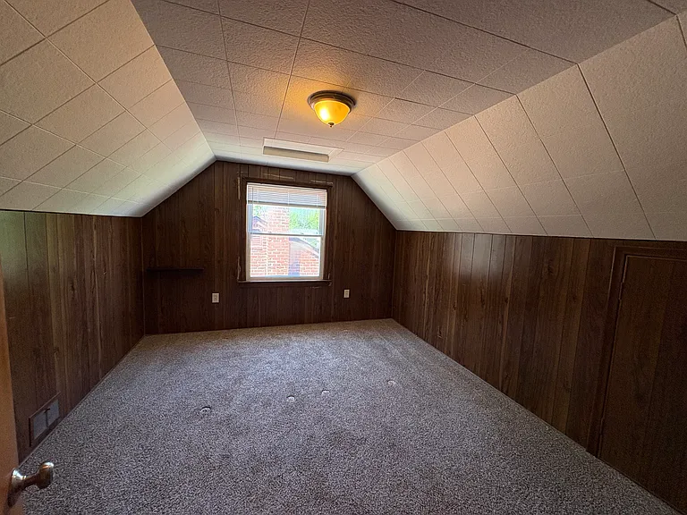 1726 Moran Ave — Photo 15