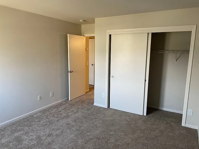 Madison Townhomes — Photo 22