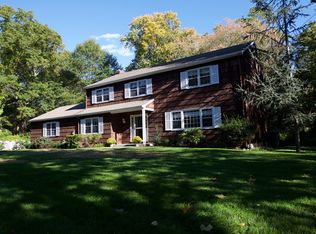 12 Daybreak Ln, Westport, CT 06880