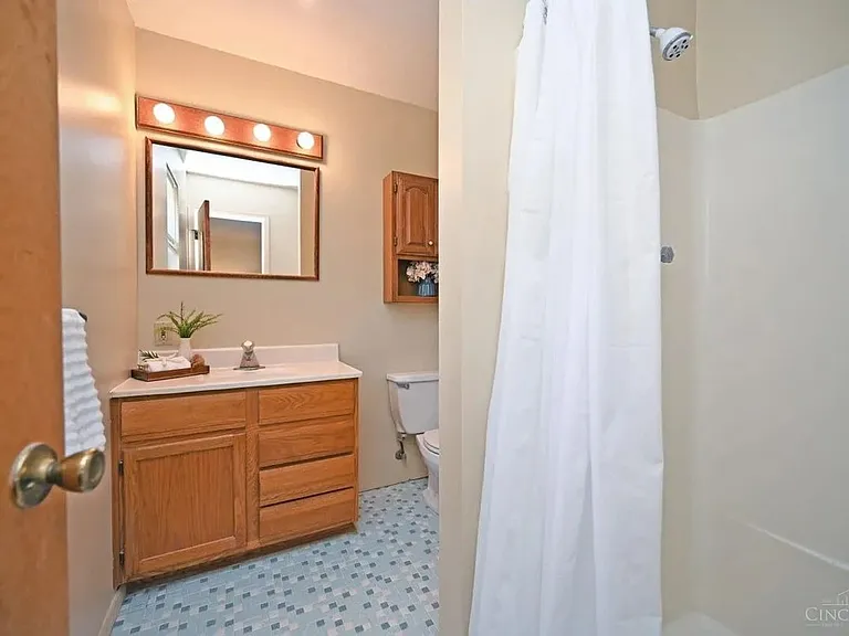 8608 Linderwood Ln — Photo 18