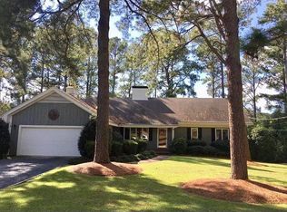 12 Oakview Pl, Whispering Pines, NC 28327