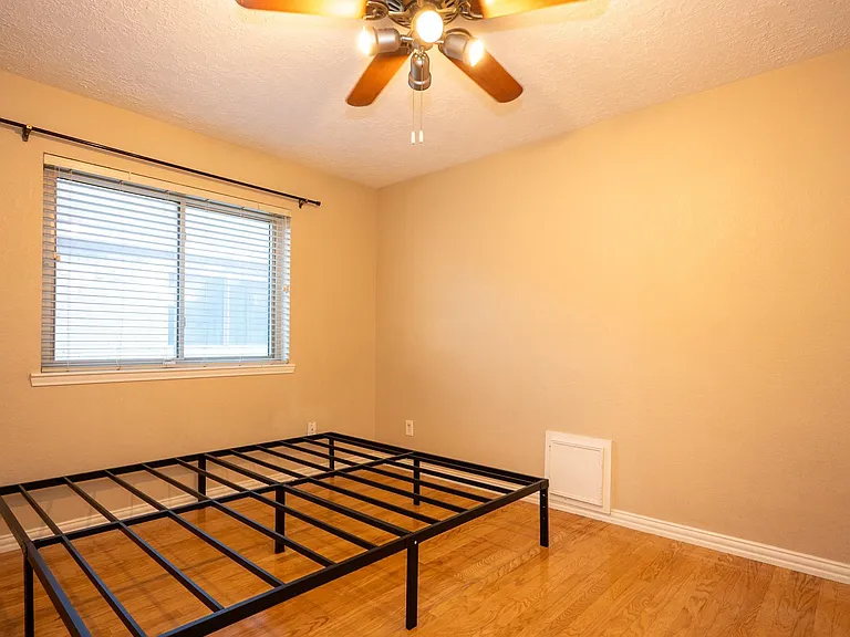 22811 Elkana Deane Ln — Photo 25